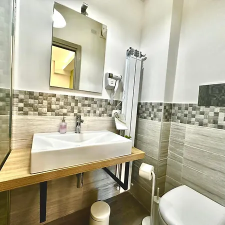 Гостьовий будинок Center Baby 2 4*